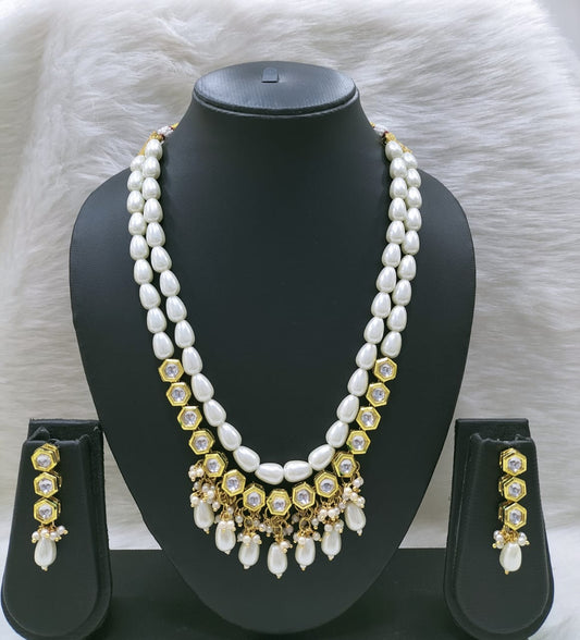 Magnificent White Necklace Set