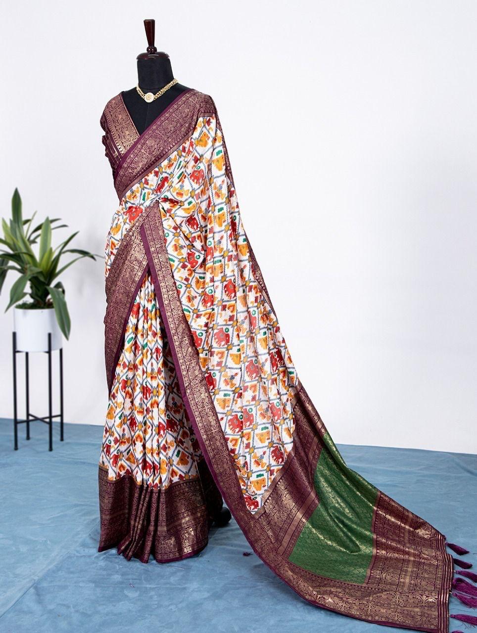 Dola Silk Sari made with Geometric Design and Foil Work